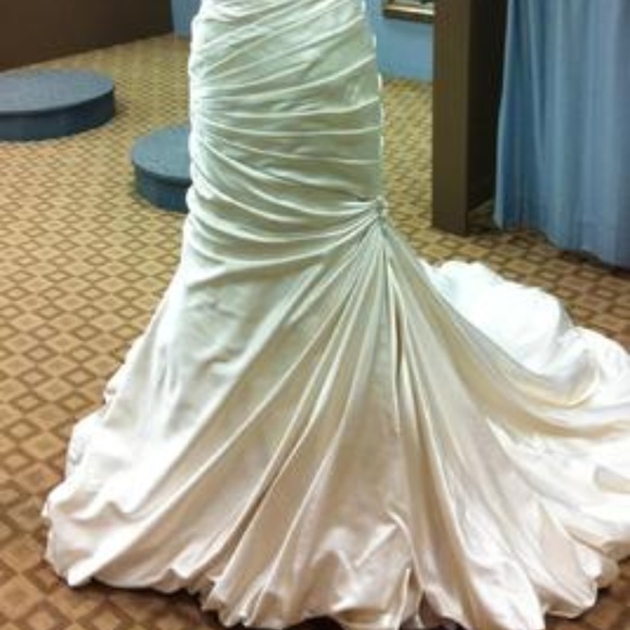 MAGGIE SOTTERO BRIDAL GOWN WHITE - Picture 4 of 4